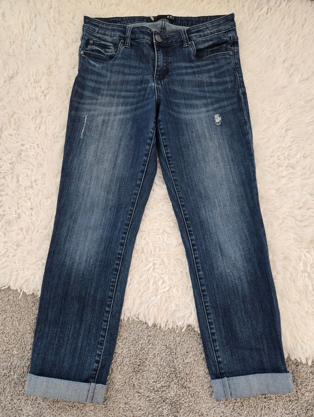 KUT from the Kloth Catherine Boyfriend Jeans. Size 8.